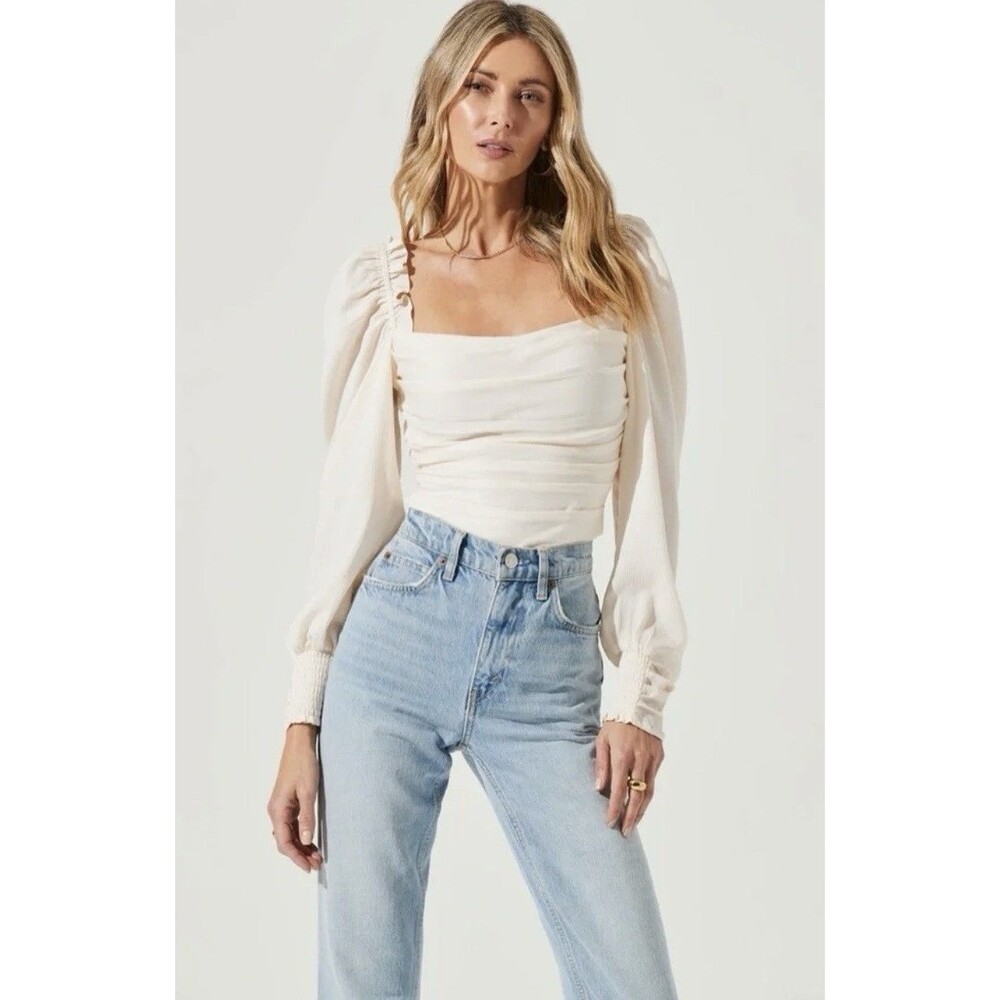 ASTR The Label Cream Square Neck Ruched Smocked Puff Sleeve Blouse Size S NWT